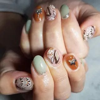 ネイル ネイリスト やましたのネイルデザイン