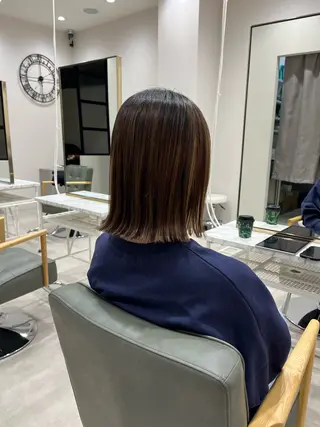 ミディアム newi大分/ 磯部栞里／艶感カラーのヘアスタイル