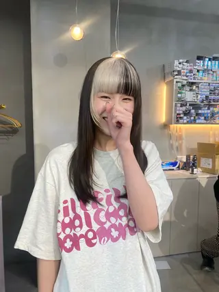 セミロング カラー 前橋 姫奈のヘアスタイル