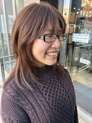 セミロング カラー 久木原 ゆりのヘアスタイル