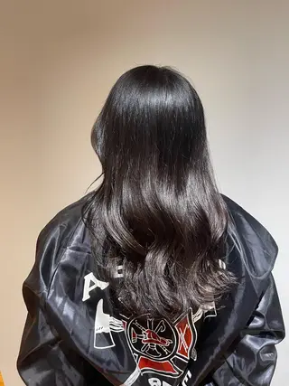 セミロング 🫧うる艶レイヤー /グレージュ🪐リサのヘアスタイル