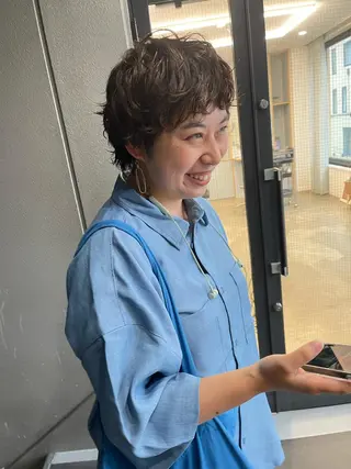 ショート パーマ 💓パーマ，💗 レイヤーカットのヘアスタイル