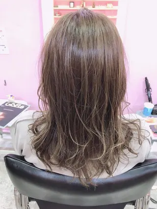 セミロング カラー 浦山 和之のヘアスタイル