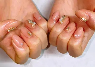 ネイル VIERU 🌈🎀💖のネイルデザイン