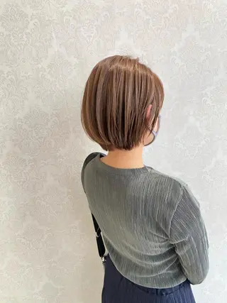 ショート カラー デザインカラー✨新倉 佑奈のヘアスタイル