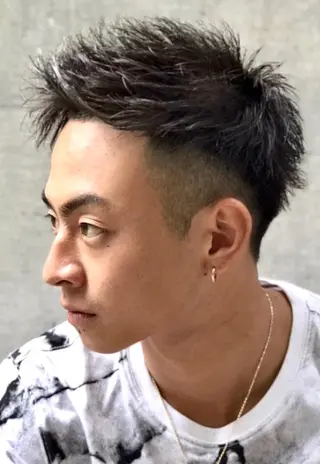 ショート パーマ 会社で浮かない ビジネスヘア/心斎橋のヘアスタイル