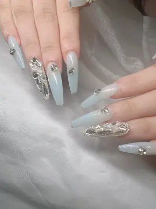 ネイル Lee Nailsのネイルデザイン