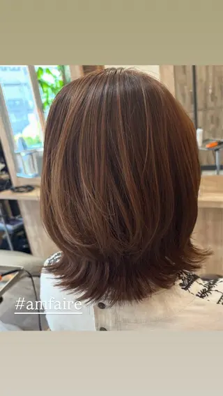 ミディアム カラー shimizu .のヘアスタイル