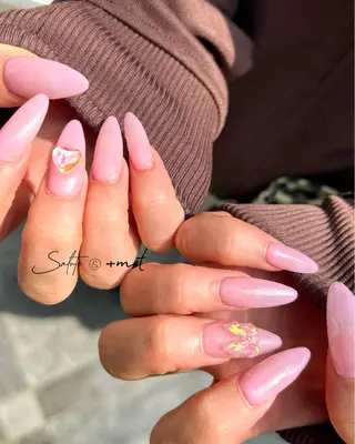 ネイル 渋谷 怜奈のネイルデザイン