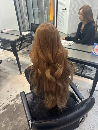 ロング カラー レイヤー sala 推しカラー職人🎀のヘアスタイル