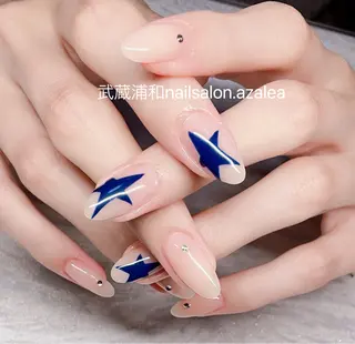 ネイル R inのネイルデザイン