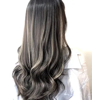 ロング 河原 亮のヘアスタイル