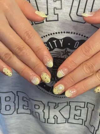 ネイル nagisa ✩︎⡱のネイルデザイン