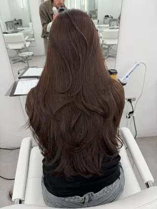 ロング カラー 顔まわりの神様✨ 透明感カラー藤嶋秀幸のヘアスタイル