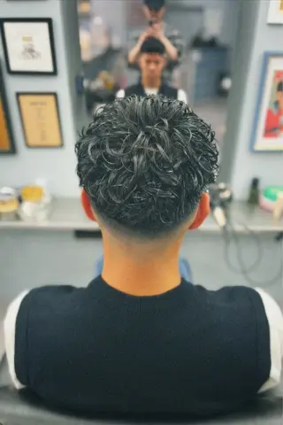 ショート パーマ メンズ 池袋メンズパーマ フェード純平のヘアスタイル