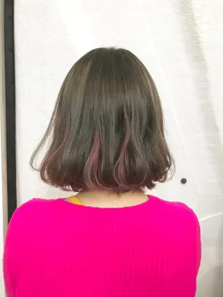 ショート カラー ヘアアレンジ 白髪ぼかしハイライト バレイヤージュヤマトのヘアスタイル