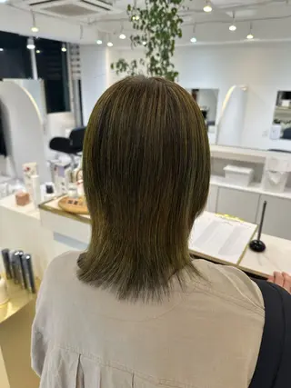 ミディアム Emuest心斎橋 SAKIのヘアスタイル
