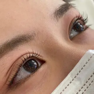 マツエク・マツパ WHITE EYE 🦋松島の眉毛・アイブロウイメージ