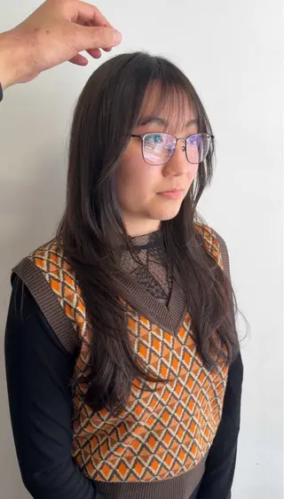 ロング 【韓国レイヤー特化 ハッシュカット】のヘアスタイル