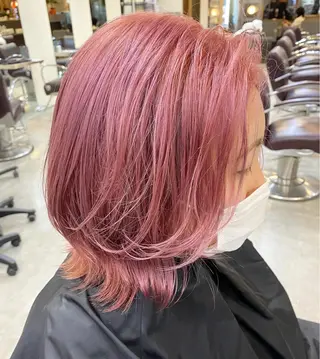 ミディアム カラー パーマ ヘアアレンジ メンズ キッズ ネイル mana 暖色カラーカットのヘアスタイル