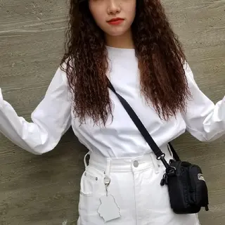 パーマ 谷 結奈のヘアスタイル
