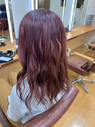 セミロング 丸山 亜加理のヘアスタイル