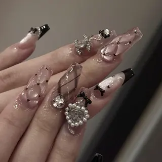 ネイル Dark Honey nozomiのネイルデザイン