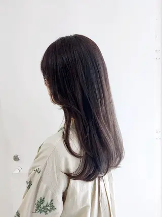 ロング カラー 樋口 千尋のヘアスタイル