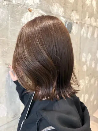 ミディアム カラー ナナ/ fitのヘアスタイル