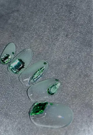 ネイル Spiky とうげ ふうかのネイルデザイン