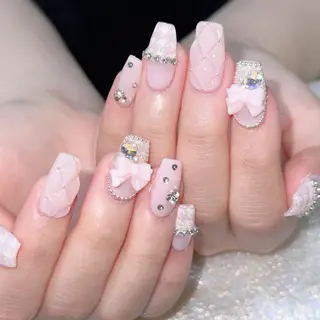 ネイル Queens テイのネイルデザイン