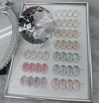 ネイル HIN NAILのネイルデザイン