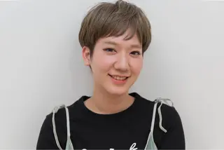 ショート カラー ツジガキ ユウスケのヘアスタイル