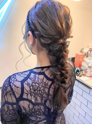 ロング ヘアアレンジ 艶ピンク*ヘアセット 🌙shioriのヘアスタイル