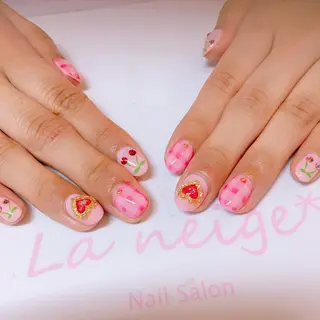 ネイル La neige* yuki 🐩🌙のネイルデザイン