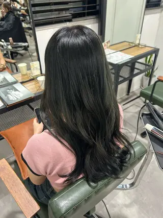 カラー kanae🫧 ｜透明感カラー｜平尾のヘアスタイル