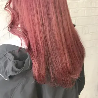 ロング カラー オリーブ/アッシュ やわらか透明感カラーのヘアスタイル