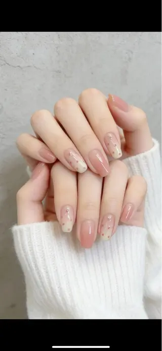 ネイル コウ ヨウのネイルデザイン