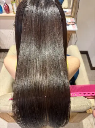 ロング カラー 🍒🌷ピンクカラー 🌷🍒井出まりあのヘアスタイル