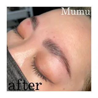 アイブロウ Mumu眉毛,ネイル モデル募集中🪄のネイルデザイン