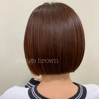 ショート カラー ぱつっとボブ/ 小野あかねのヘアスタイル