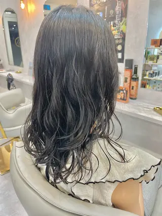 ロング パーマ こばやし かざねの眉毛・アイブロウイメージ