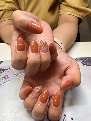 ネイル ガレンドウ 白澤 愛子のネイルデザイン