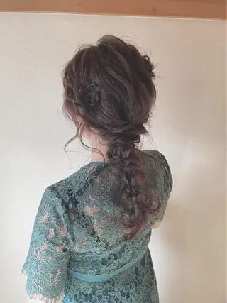 セミロング 中山 郁恵のヘアスタイル