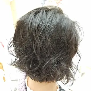 パーマ ショート BLUE MOON 辻岡健太のヘアスタイル