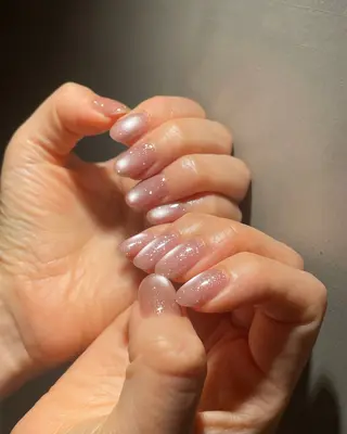 ネイル Rika🌼 シンプル•マグネットのネイルデザイン