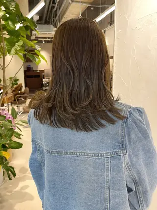 セミロング 髪質改善・縮毛・ 艶髪カラー　Maruのヘアスタイル