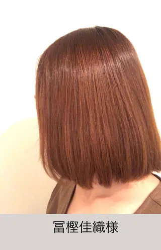 ミディアム 新島 美恵子のヘアスタイル