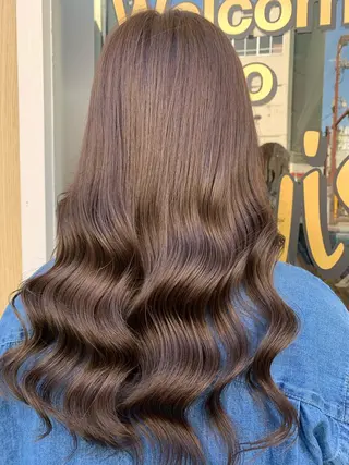 セミロング カラー パーマ ヘアアレンジ メンズ キッズ ネイル マツエク・マツパ アイブロウ 🤍韓国風レイヤー/ 艶髪🤍鳥越美羽のヘアスタイル