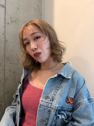 ショート カラー 🌝ぷる艶ハイトーン 柔らかヘア🍅まあやのヘアスタイル